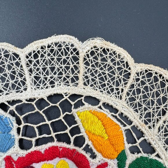 Kalocsa Hungarian Hand Embroidered Doily With Kalocsai Floral Lace Design - Picture 4 of 7